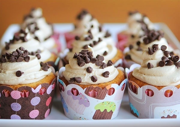 Actually waaaaay easier than you'd think! Warning: extremely addictiveFind the recipe here:www.kevinandamanda.com/recipes/dessert/chocolate-chip-cookie-dough-cupcakes.html