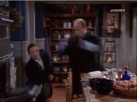 In an effort to get their son into a prestigious elementary school, Frasier joins forces with his ex-wife. After completely embarrassing themselves during their interview they assume the only solution is to offer the dean their Thanksgiving turkey. They don't leave a note.