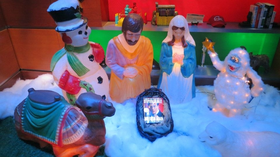 And then Frosty and Abominable came forward with gifts from the Magical Snowman community.