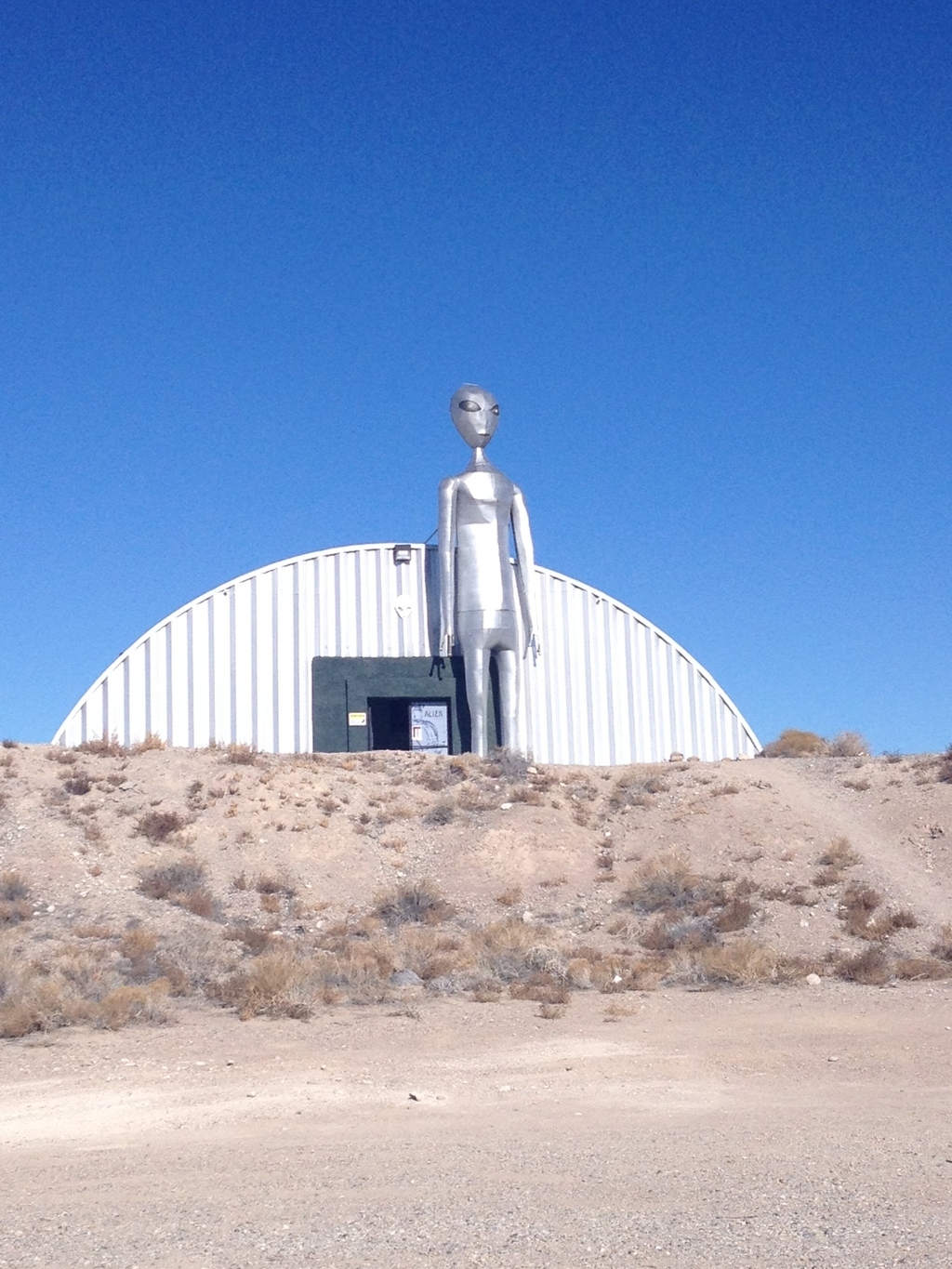 Who knew alien spotting would be so easy? Check out the rest of our ET Highway journey here.