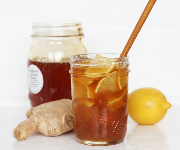 Znalezione obrazy dla zapytania ginger honey lemon water