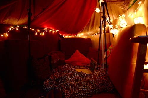 5 Steps To Building Your Own Epic Blanket Fort