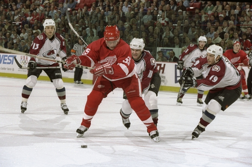 The Toronto Maple Leafs traded Murphy to the Red Wings when they felt he was past his prime. It was a big mistake on their part, since Murphy and the Red Wings went on to win two Stanley Cups.