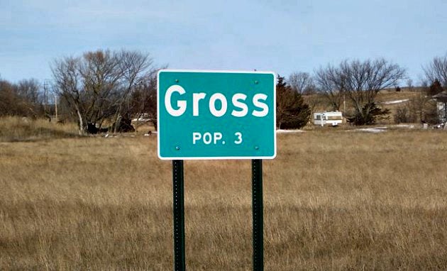 24 Signs You Grew Up In A Small Town
