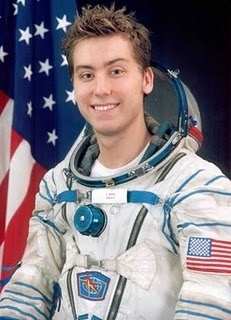 You go, Lance Bass!