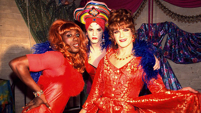 John Leguizamo, Wesley Snipes, and Patrick Swayze - To Wong Fu, Thanks For Everything Julie NewmarWe can thank these fabulous queens for explaining to the masses what makes one a drag queen. Thank you ladies.
