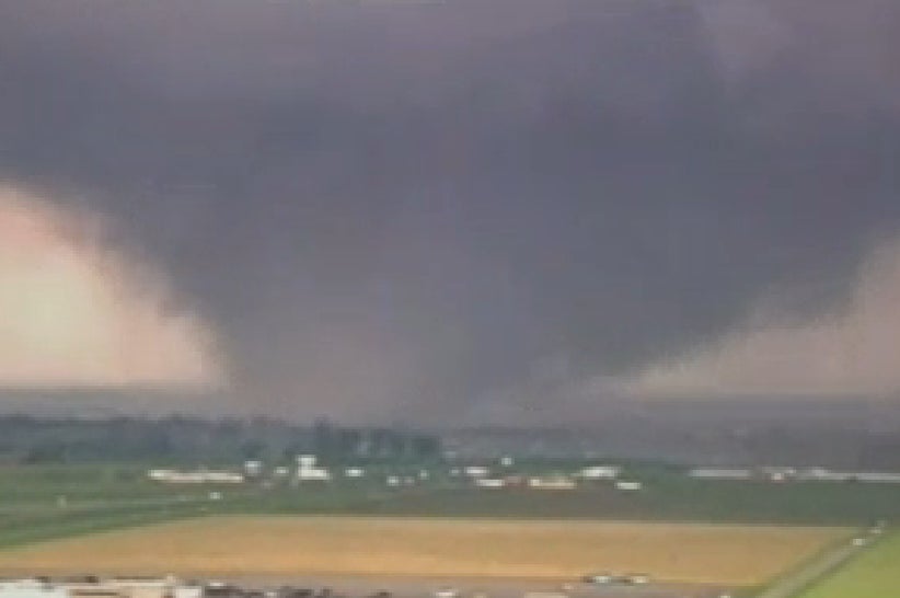 Stunning Time-Lapse Footage Of The Oklahoma City Tornado