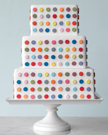 b. 1965Cake and ganache.Part of the "Young British Artists" group of the 1990s and known for incorporating themes of death.