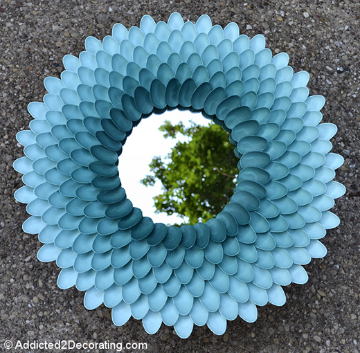When better to stare at yourself than the prime of your life, right? This DIY made out of spoons is a way to spruce up an otherwise plain mirror.