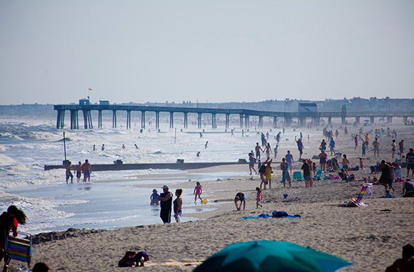 Pining for a long weekend of beach reading and boogie boarding? You may have to forego a rental and just book a few nights in a hotel or B&B instead. In popular beach towns during peak summer season, it's very common for property owners to require a weeklong minimum stay. This condo in Ocean City, New Jersey, for example, requires a seven-night minimum stay during "peak summer weeks" in July and August; this is pretty standard for many beach towns.