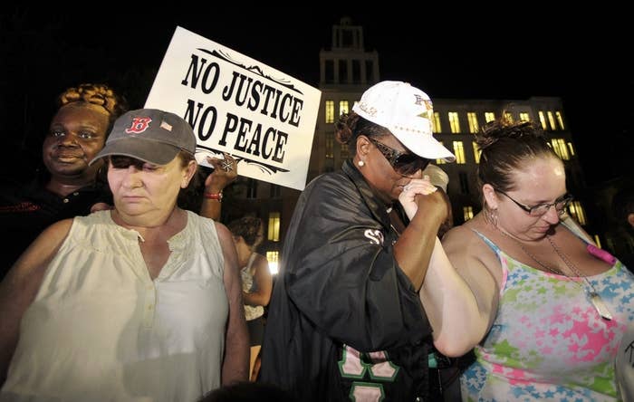 People react to George Zimmerman's acquittal at Seminole County Court.