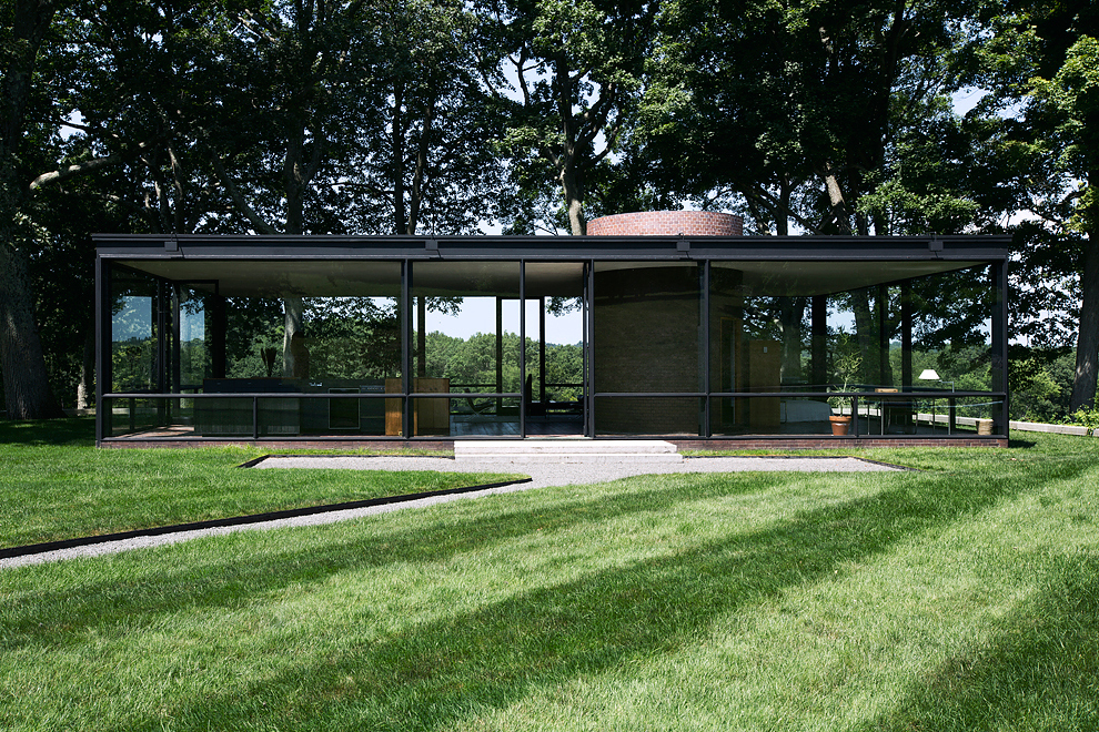 Johnson and his partner David Whitney spent their weekends living in and working on The Glass House. Whitney, a celebrated art critic himself, is responsible for many of the collected works on display around the property.