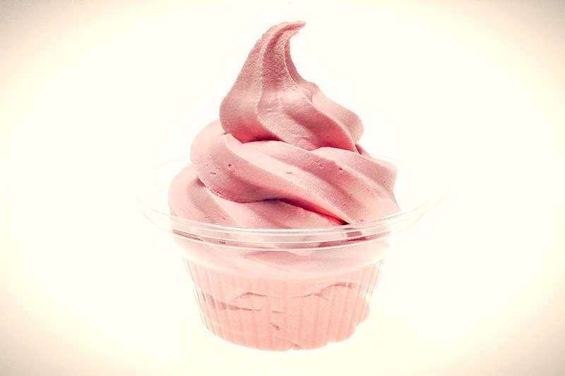 Just like their flapper predecessors, citizens of the Me Decade don't have time for crazy desserts. Frozen yogurt chains become the ideal stopover after business meetings and Jazzercize, while the "topping" factor makes for an even more customizable experience. Bubble gum, chewy candies, and lollipops start to look like novelties, and Bill Cosby becomes the face of Jell-O.