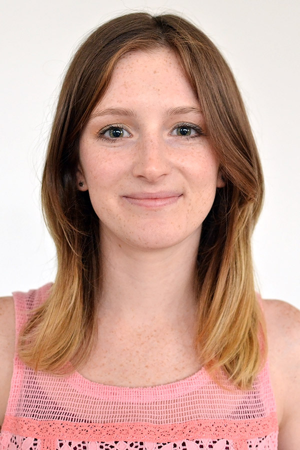 Sales Planner Jen tries to go to the gym twice a week but usually makes it once. Thought of as a way to relieve stress, she finds that the gym has a way of overwhelming her. So, she says, "I workout otherwise by going for a run and playing sports on a team or with friends."