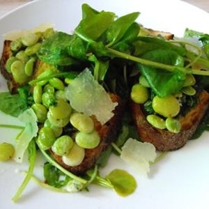 Toasted bread works, but we recommend grilling it for even more summery flavor. If you have trouble finding the prescribed cheese, pecorino or even good Parmesan is a worth substitute.