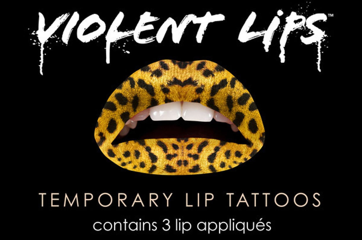 We Tried Temporary Lipstick And Eyeliner Tattoos - BuzzFeed