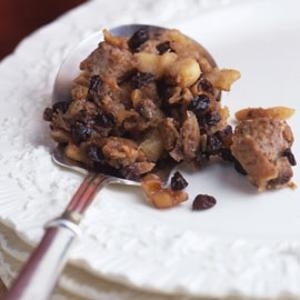 Spill this warm & hearty stuffing beside roasted meats or have it as a main dish alongside a simple salad.