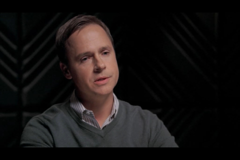 Lowe played a doctor suspected of the murder of Cam's ex. "The Doctor in the Den"
