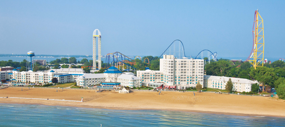 You wouldn't expect such an amazing beach in Ohio, I know. Cedar Point takes up 364-acres on a peninsula in Lake Erie, so you're surrounded by water. Along the east side of the Point is this beautiful beach. Cedar Point opened in 1870 as "America's Watering Hole" with the beach as the main attraction. That's 143 years of FUN, son.