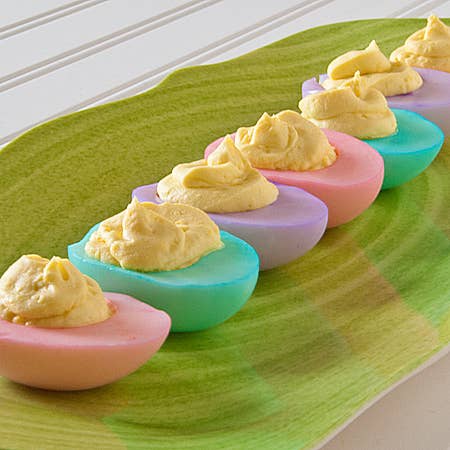 33 Beautiful Things You Can Make With Food Coloring