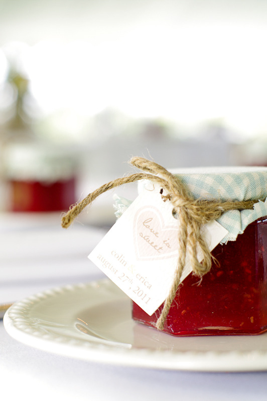 42 Wedding Favors Your Guests Will Actually Want