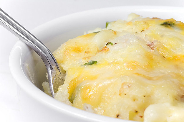 Cheesy mashed potatoes are a little slice of heaven.
