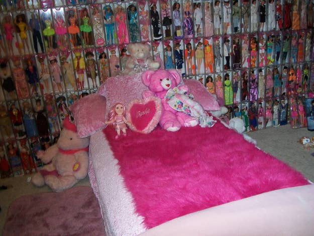 Stanley in Barbie Pink, The barbie bed room hold 2000 dolls…