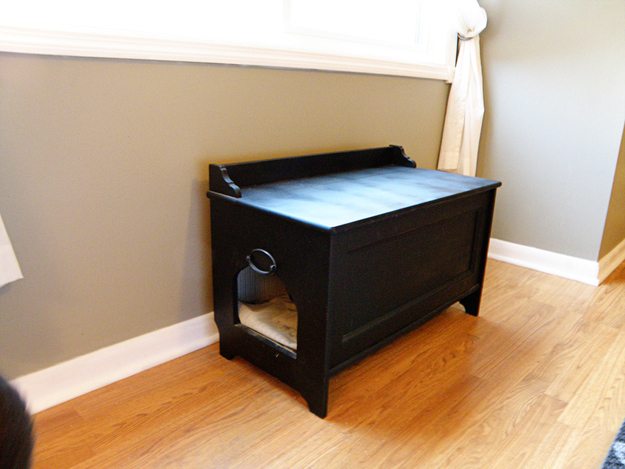 27 Useful DIY Solutions For Hiding The Litter Box