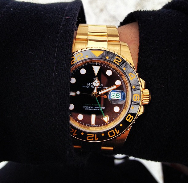 Then upload it with the caption, "Casual Monday Purchase."