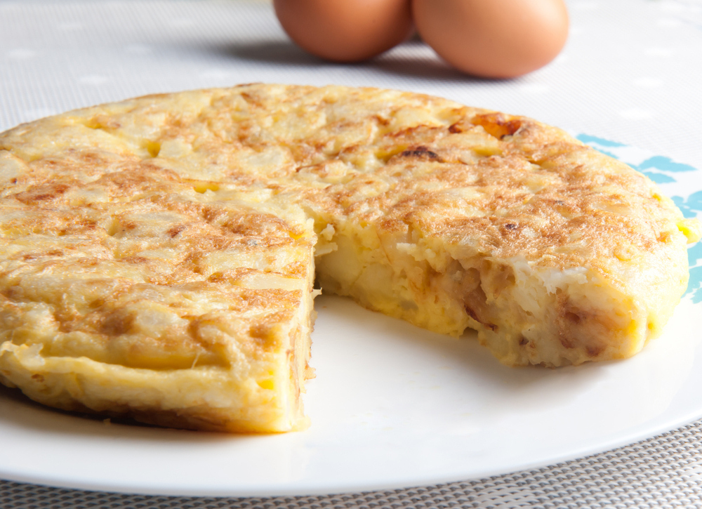 The "German puff" style of pancake was popular after an influx of German immigrants to the US, starting in the 1820s. They're hard to find these days, but now you can be the judge of whether the puff of the flapjack is a better choice.