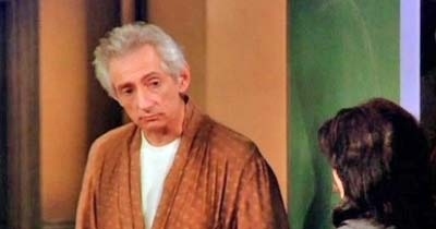 Mr. Heckles, the old man who lived below Monica & Rachel's Apartment. He was complaining that they were stomping too loudly until the day he died. When he passed, he surprisingly left all his belongings to the girls. Rest in peace, Mr. Heckles.