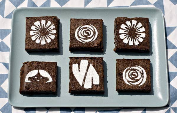 21 Ways To Bling Out Your Brownies