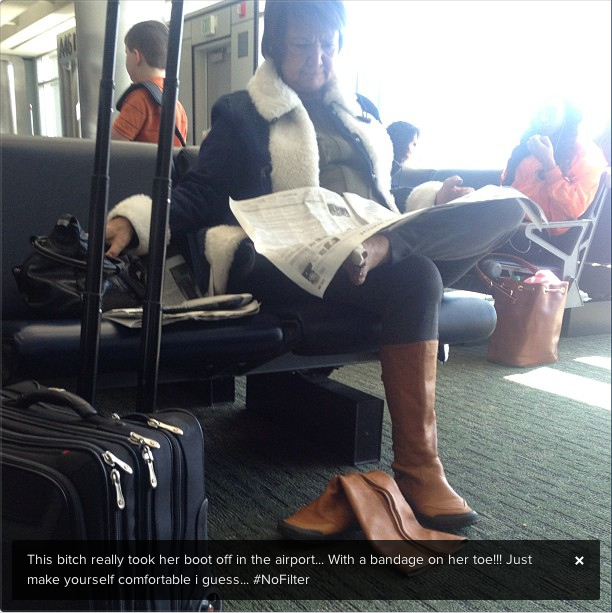15 Important Tweets People Send When They're At The Airport
