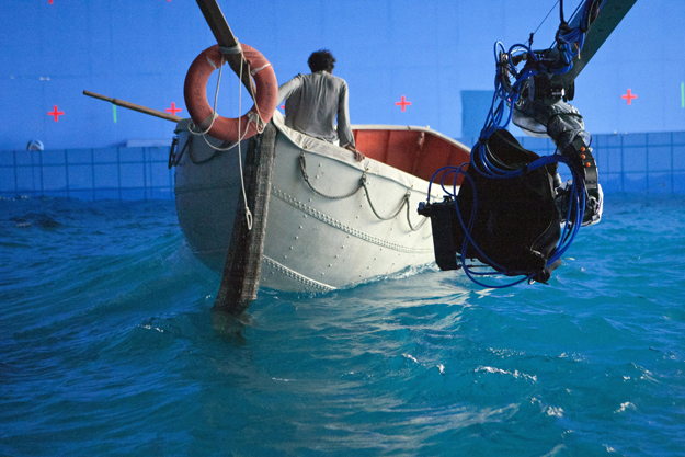 Filming in the middle of the ocean is somewhat unpredictable because of giant sea monsters that have a sweet tooth for actors. To create a safe work environment, an ocean set was recreated indoors with the wider ocean background and tiger added in digitally.