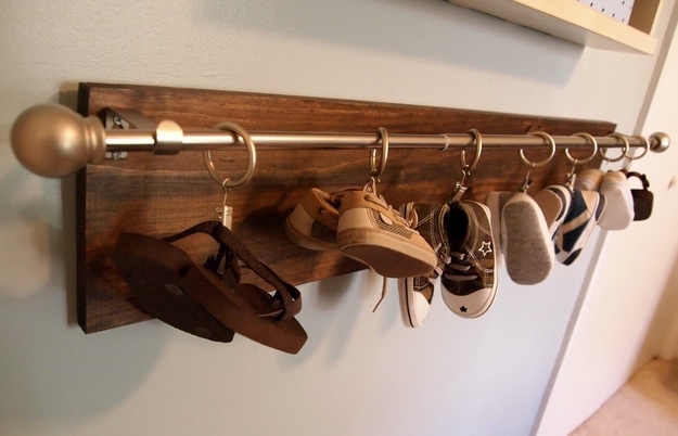 baby shoe rack