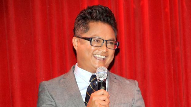 Alec Mapa — funny, Asian and oh so gay