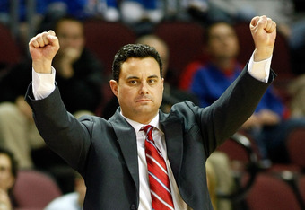 Not only is Dr. Knight the best teacher at the U of A, but you want to have guest speakers in class like Rich Rod, Sean Miller come talk and sing "Bear Down" for your class final .... and one last thing, "GO CATS"