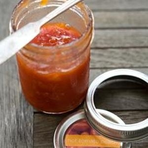 We want this summery jam on cheeseboards. We want it on turkey sandwiches. We want it mixed into salad dressing. We want it with nothing but a spoon. Summer, don't leave us!
