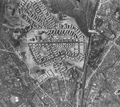 Before the 1964 Olympics, this place used to be called Washington Heights, a special housing complex for U.S. Air Force during the Occupation of Japan. The land was returned to Japan when it was chosen as the host for the Olympics.