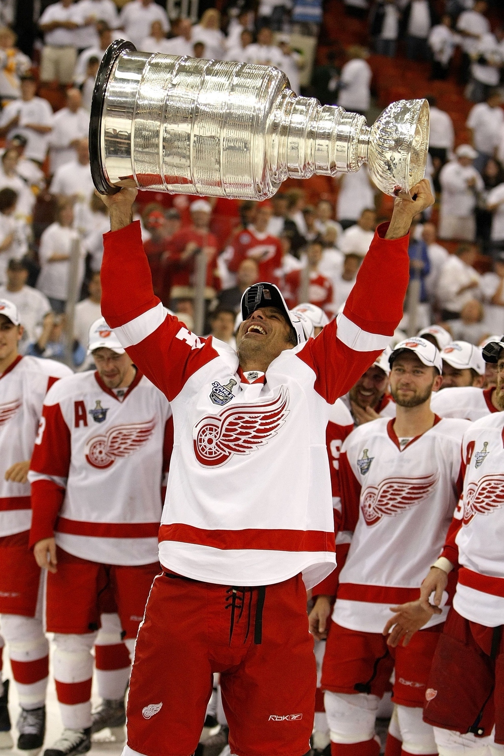 The legendary defenseman was traded to Detroit in 1999 and played a pivotal role in both their 2002 and 2008 Stanley Cup wins.