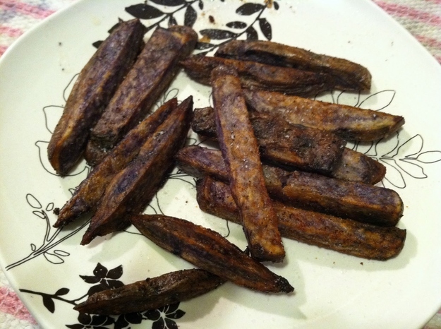 Potatoes come in all shapes and size...and colors. This exotic blue variation is just one more way that the fry has been interpreted.