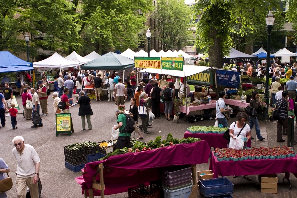Sitting at the top of the fertile Willamette Valley has been very good to Portland. With a variety farms not more than 20 miles outside the city and the ocean just two hours away, the Portland Farmer Market is well stocked with a variety of fresh locally produced produce, meat and seafood.
