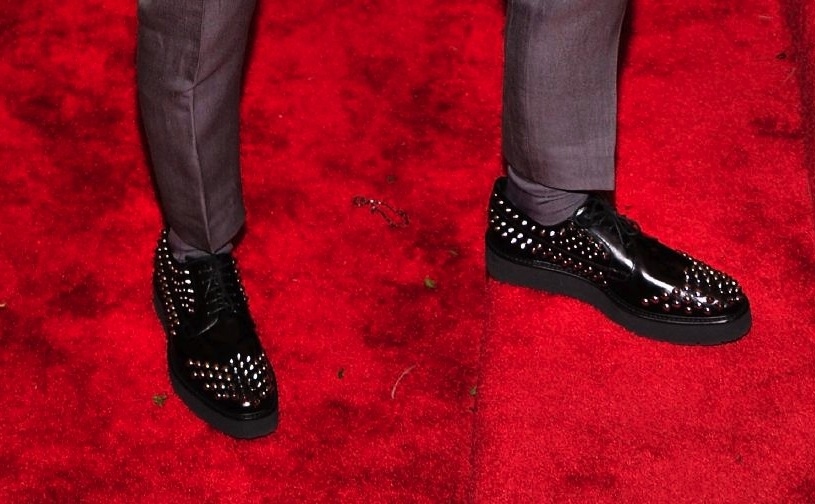 The shoes are not punk, they are Prada. The model name is "Wingtip Blucher" and costs $ 1400.00.