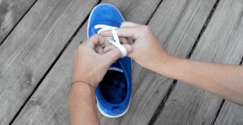 quick way to tie shoes