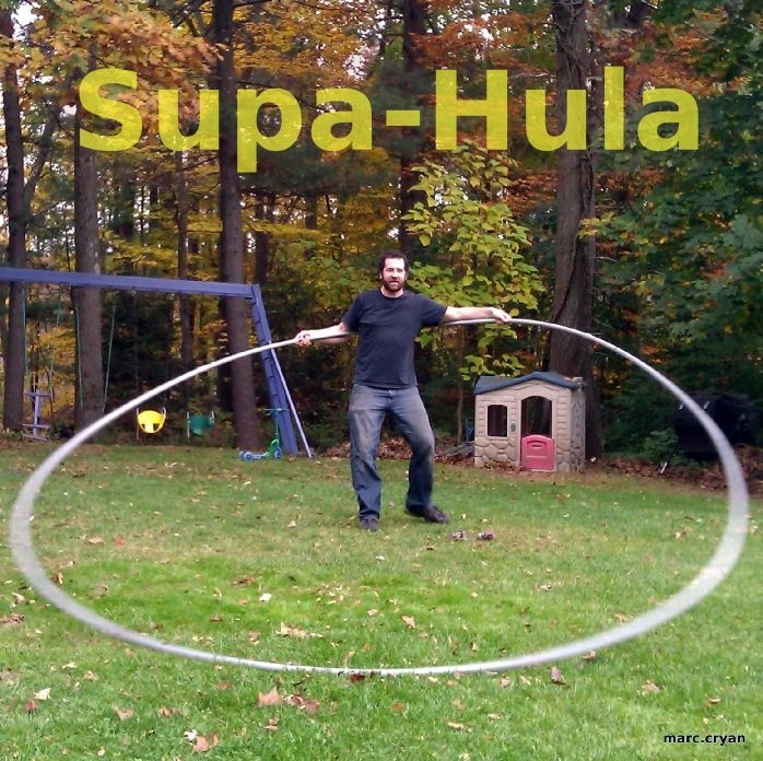 These hula hoopers don't mess around.