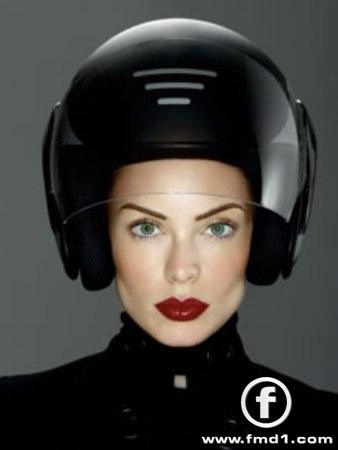 Cycle 2 winner Yoanna House had a great backstory, and one of the most symmetrical faces the world has ever seen. However, she was frequently criticized for her "back fat," which endeared her to viewers and made the judges look like complete assholes. After ANTM, she landed a cosmetics campaign and worked as a reality TV host.