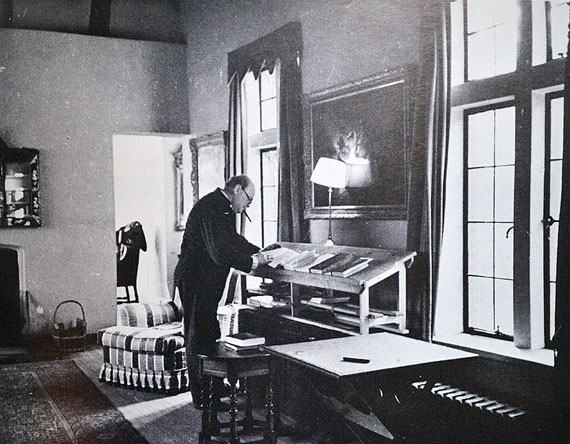 There are tons of benefits from getting a standing desk, one being that you'll lose weight.