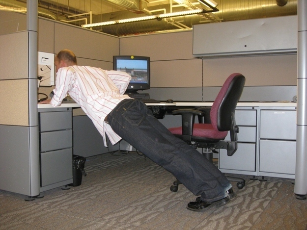 Desk Exercises To Make The Most Of Your Workday