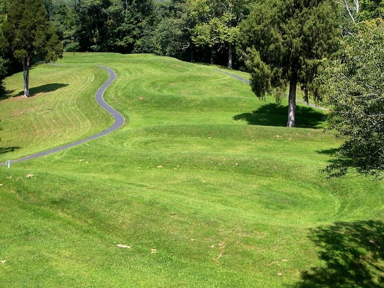 The Serpent Mounds are an effigy of a, surprise surprise, winding snake. At a whopping 1370 feet long, this is the world’s longest serpent effigy. While historians are still unsure of which culture (or cultures) built the mound, they do know that the serpent itself was not built for burial purposes. It does have astrological significance though; the head aligns for the summer solstice sun, the curves could correspond to lunar positions, and the coils in the tail could be related to the winter solstice and equinoxes. It’s also probably the reason for global warming, but who am I to say? Some theorize that the snake could depict the legend of Uktena- a giant, mystical snake of Native American lore, which is way cooler than global warming. WAY cooler.