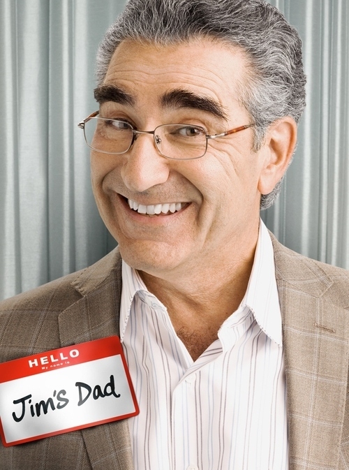 Our favorite American Pie father has yet another pair of daddy shoes to fill. He's playing forgetful Dory's father in Finding Dory !
